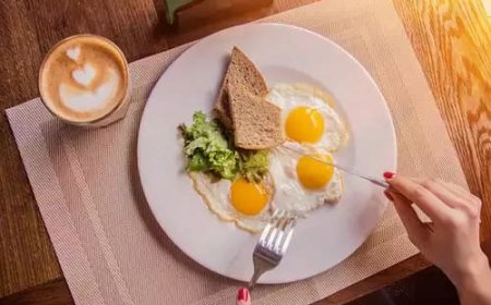 Benefits of Eating Three Small Meals a Day
