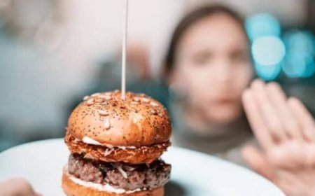Foods and Drinks That Can Make Ulcer Pain Worse