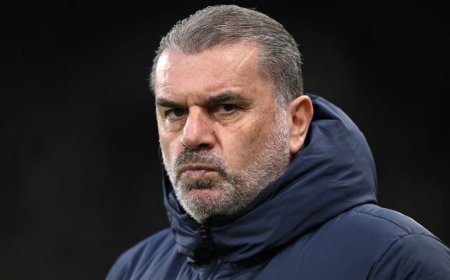 Postecoglou on Man United’s Injury Woes: "No One Sends Sympathy Cards"