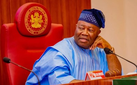 Isaac Fayose Shares Video of Senator Fadaunsi Confronting Akpabio