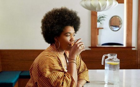 As the temperatures soar, it’s crucial to *keep hydrating*!