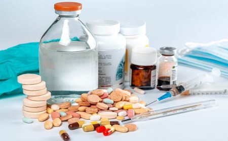 The Difference Between Drugs and Medications