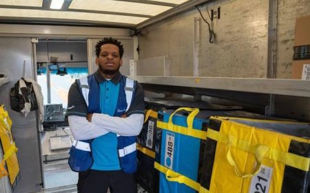 Amazon Driver Donates $10,000 Bonus to Children's Hospital