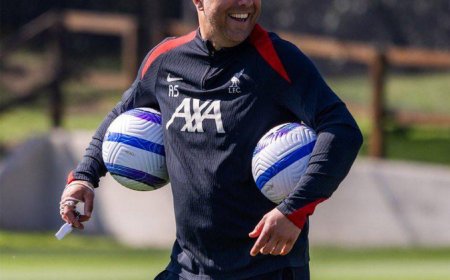 Arne Slot Confirms Squad-Building Talks
