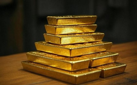 Gold Hits Record High, Surpassing $3,500 an Ounce