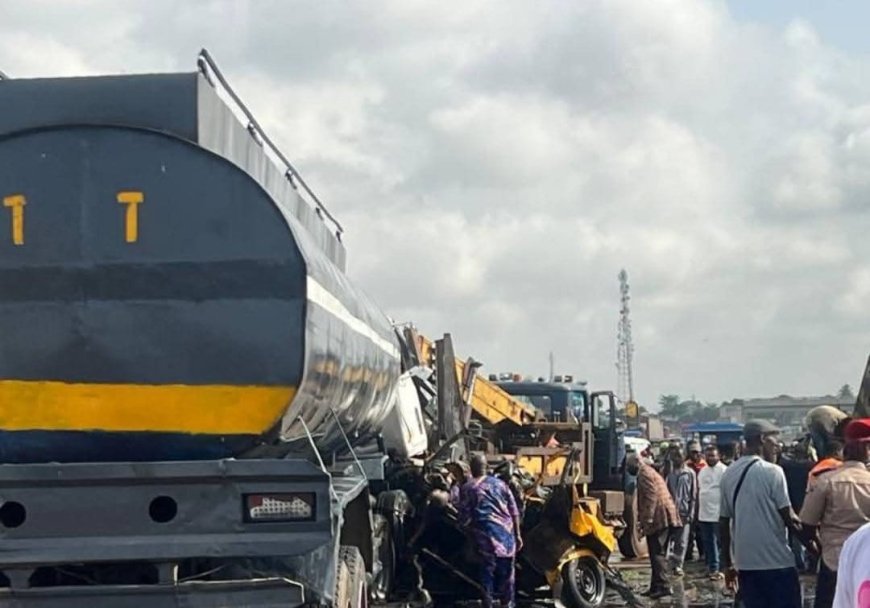 Six Dead in Fatal Collision Involving Gas Truck, Bus, and Tanker on Lagos-Ibadan Expressway