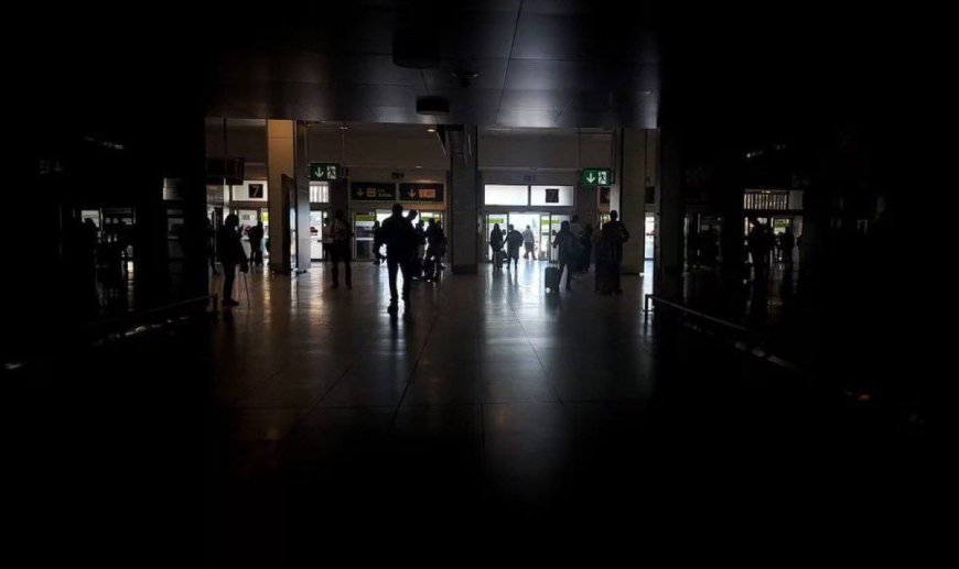 Spain Declares State of Emergency Following Massive Power Outage