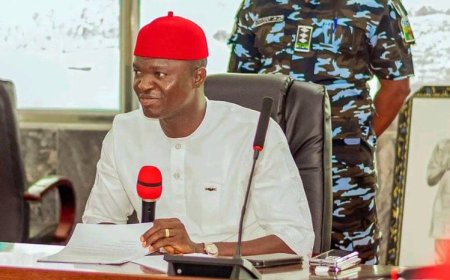 Ebonyi Governor Nwifuru Gifts N10,000 to Workers