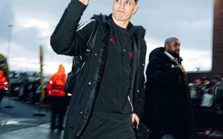 Alejandro Garnacho Confirms Commitment to Man United Amid Transfer Speculation