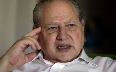 Apple’s Forgotten Co-Founder Gave Up a $316 Billion Stake for Just $800