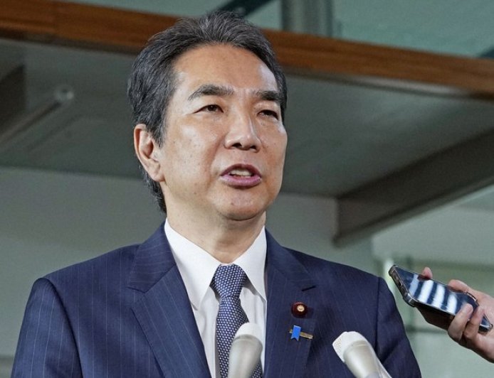 EARTHQUAKE SHAKES EASTERN JAPAN ????????