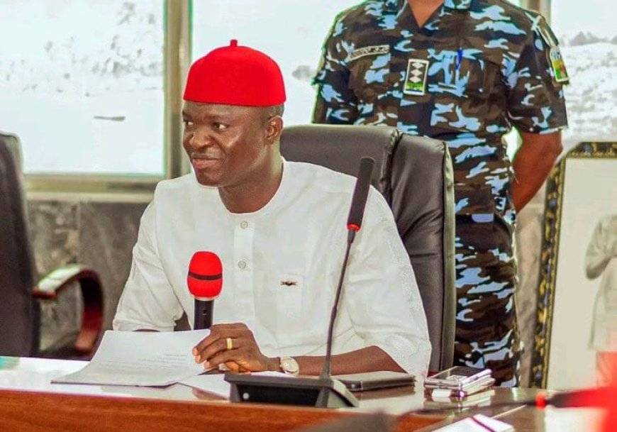 Ebonyi Governor Nwifuru Gifts N10,000 to Workers