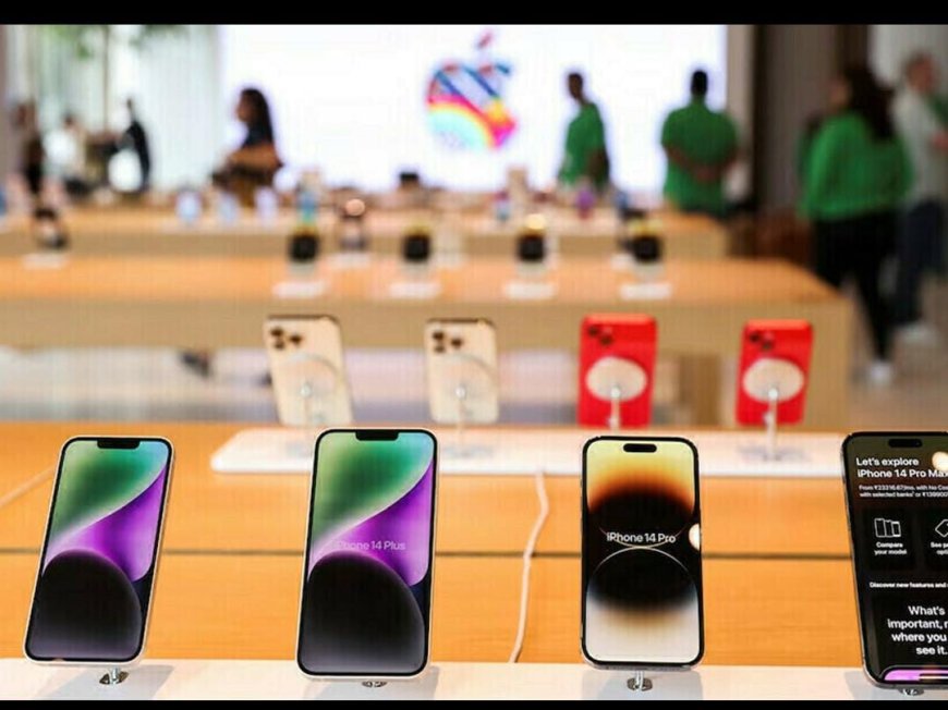 Apple's Tariff Warnings and Strategic Shift Amid Trade Tension