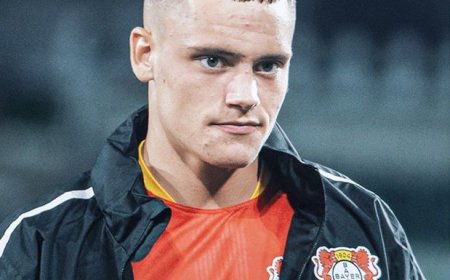 Leverkusen Bids Emotional Farewell to Florian Wirtz as Liverpool Move Nears