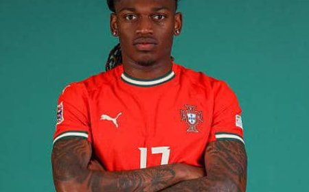 AC Milan Shuts Down Bayern Links to Rafa Leão, Labels Him Vital to Club’s Future