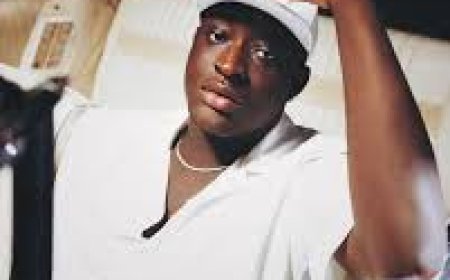 Carter Efe Apologizes to Wizkid, Playfully Says He Still Has Pride