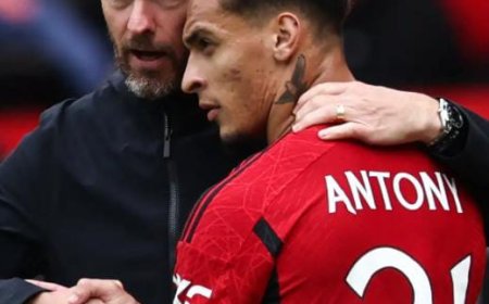 Ten Hag Speaks on Antony's Future Amid Leverkusen Rumours: “Like a Son to Me”