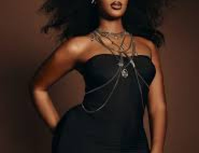 ems is my sister. Our mums are besties - Ayra Starr  Video @hot97.com