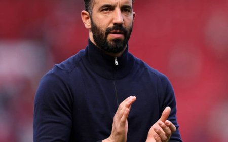 Manchester United Exploring Midfield Reinforcement Amid Transfer Plans