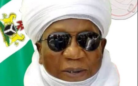 The Emir of Zuru, Maj.Gen. Muhammadu Sani Sami (retd), has died at the age of 81.
