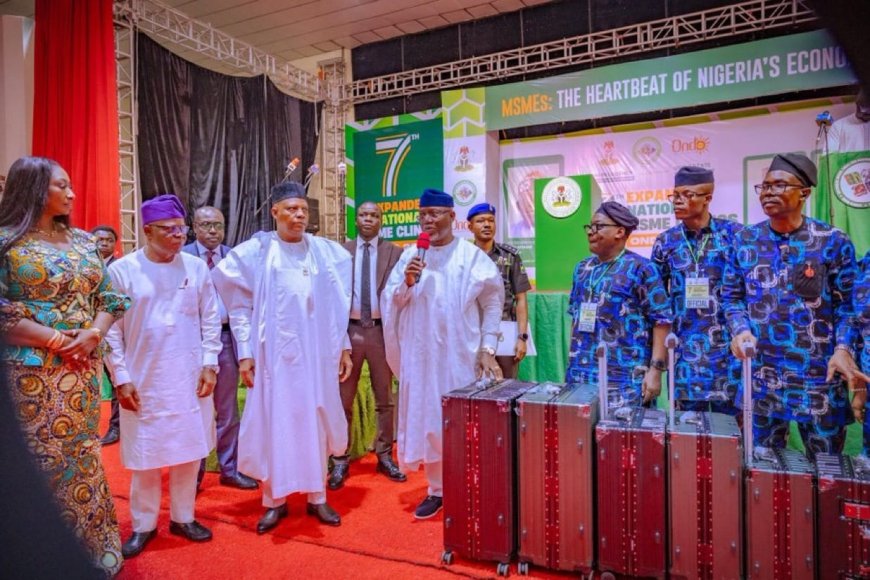 The Federal Government has distributed cash grants of ₦250,000 each to select outstanding small business owners in Ondo State as part of its continued support for Micro, Small, and Medium Enterprises (MSMEs).