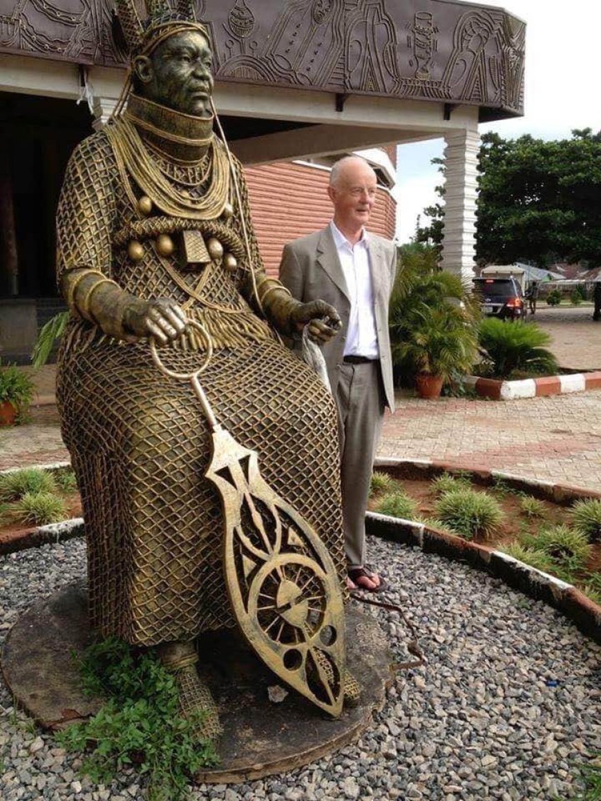 European Voluntarily Returns Stolen African Artifact