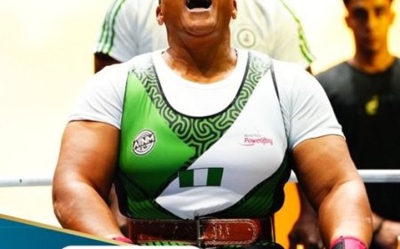 Nigeria’s Folashade Oluwafemiayo Smashes World Record with 168kg Lift to Win Gold