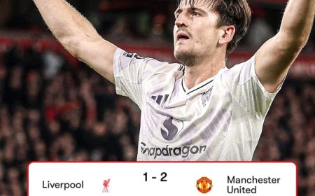 MANCHESTER UNITED STUN LIVERPOOL AT ANFIELD