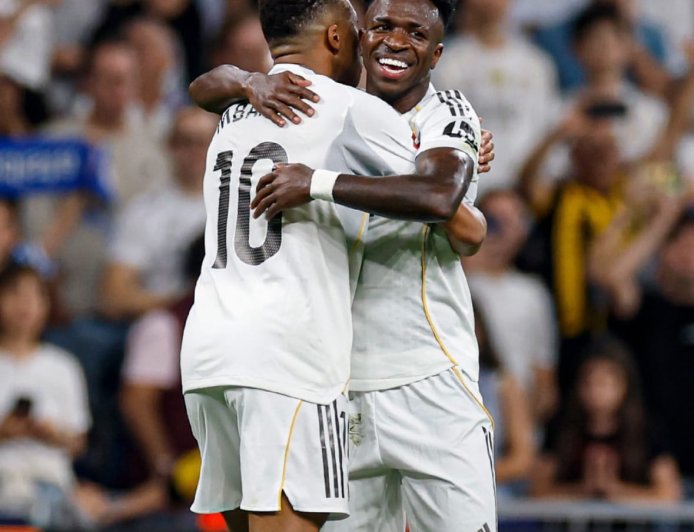 Vinicius gets emotional during press conference says:   "All I want is to play football and for Black people not to suffer.