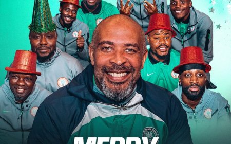 Super Eagles Wish Nigerians a Merry Christmas
