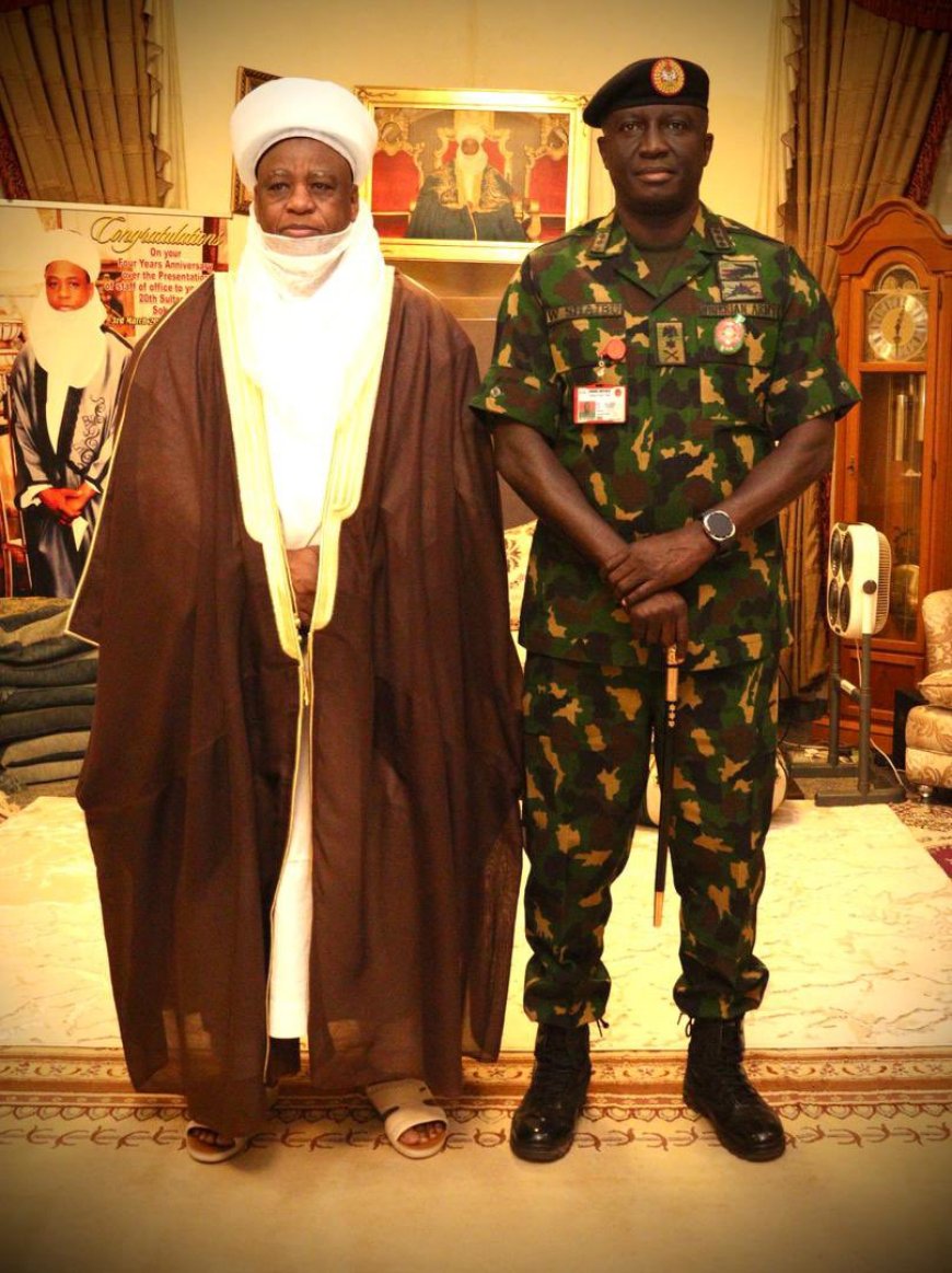 Army Chief visits Sultan of Sokoto after US air strikes Waidi Shaibu