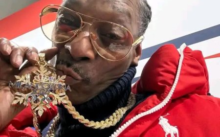 “I don’t need a Grammy to validate what I’ve done for the game. I’ve been here for 30+ years and I’m still relevant; that’s my award. Keep your trophy, I’ll keep my legacy” — Snoop Dogg