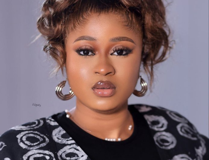 The moment the interviewer asked Imisi if she has reconciled with her mom