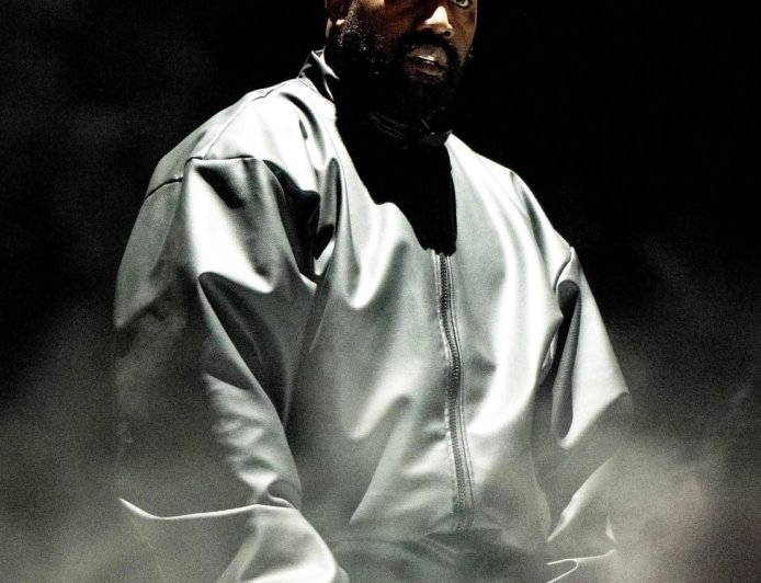 Kanye announced a concert at 70k capacity Sofi stadium, Los Angeles, and 1M+ people are already queued up to buy tickets.  The concert holds 3rd April