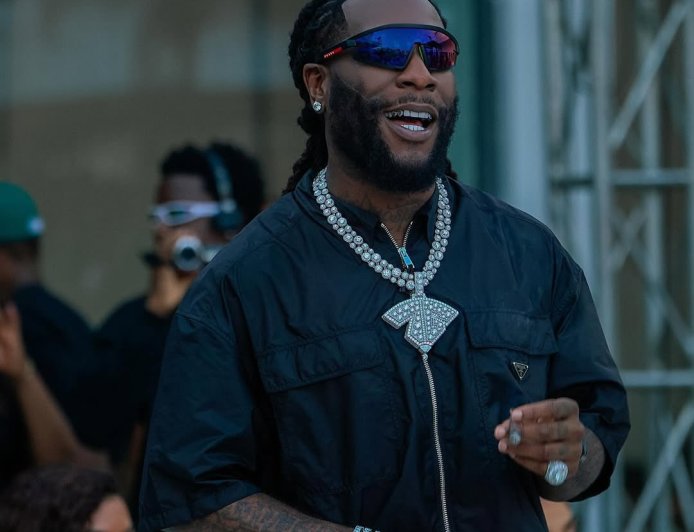 SEYI VIBEZ’ “SWAGGU” ALBUM IS EXECUTIVELY PRODUCED BY BURNA BOY  HIS FIRST EVER PRODUCED ALBUM. ????????????