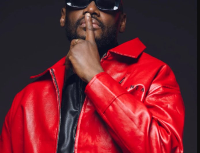 Nigerian I Superstar 2Baba seen romancing Annie Idibia after Filing for Divorce and remarrying