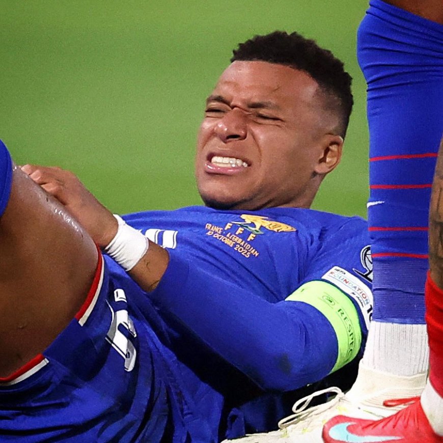 Kylian Mbappé analyzed the new World Cup ball for the semi-finals and final and he does NOT look happy.