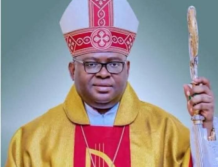 According to Cameroon News Agency, CNA, the Bishop said some women continue to chase priests despite knowing they have chosen a vocation dedicated to serving God and the Church