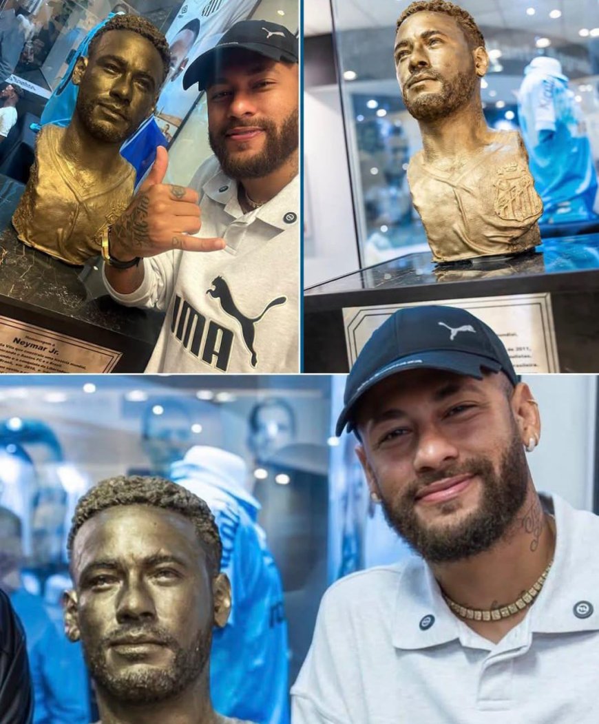 Neymar has been honoured with a statue by Santos.