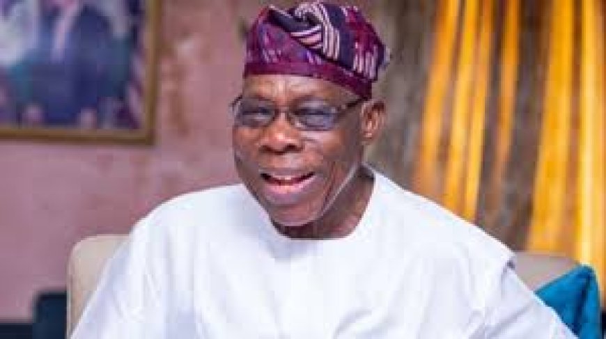See the moment Former President Obasanjo jumped off the stage unexpectedly and charly boy and the guests at the event heart skipped