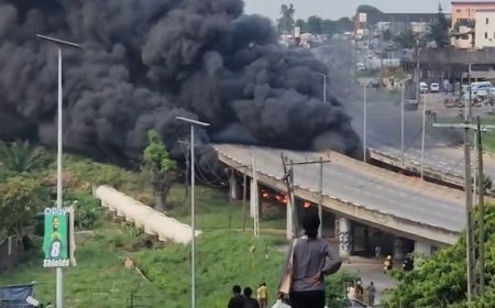BREAKING: Fire Erupts at Otedola Bridge Along Lagos-Ibadan Expresswa