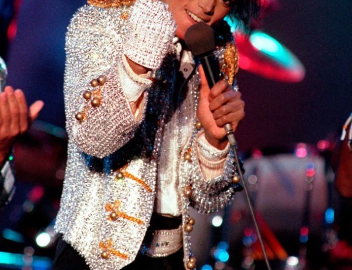 WHO REMEMBERS MICHAEL JACKSON’S GHOSTS? ???????? THE KING OF POP’S HORROR MASTERPIECE!