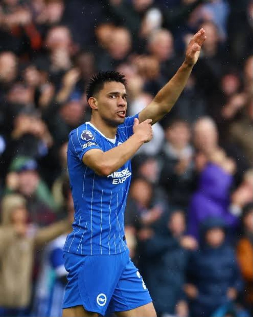 DIEGO GÓMEZ FROM WAY OUTSIDE! ????⚽  What a hit from Diego Gómez! The midfielder lets fly from serious distance with a stunning effort that grabs everyone’s attention.  Goal of the season contender, or am I getting carried awa
