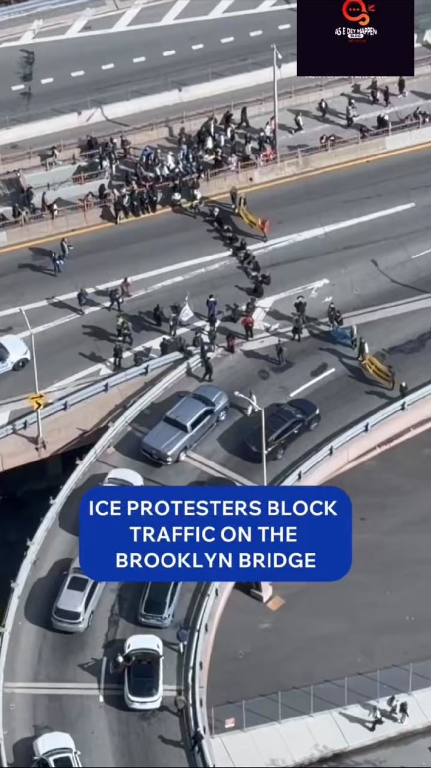 PROTESTERS BLOCK TRAFFIC ON BROOKLYN BRIDGE WITH POWERFUL MESSAGE